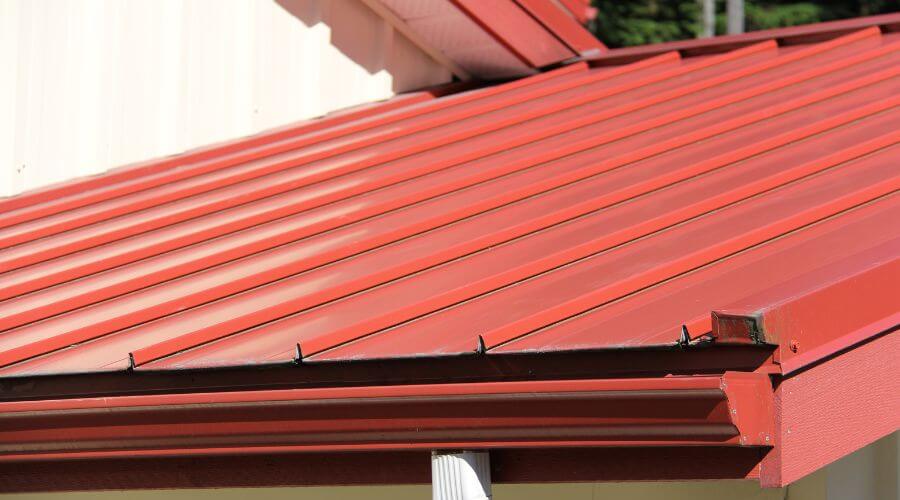 Professional gutter cleaning in Baker, FL